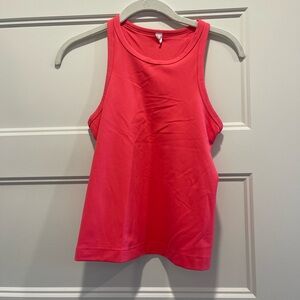 Hot pink Lululemon tank. Size 6. Never worn.